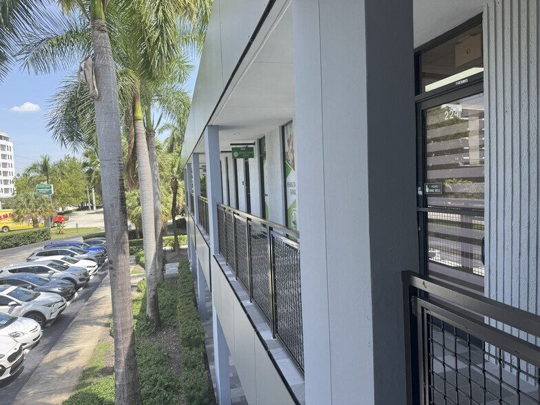 More Photos Of 3901 NW 79th Ave, Doral Medical For Lease