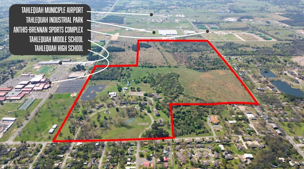 More Photos Of 7 Mathis Park Dr, Tahlequah Dormitory For Sale