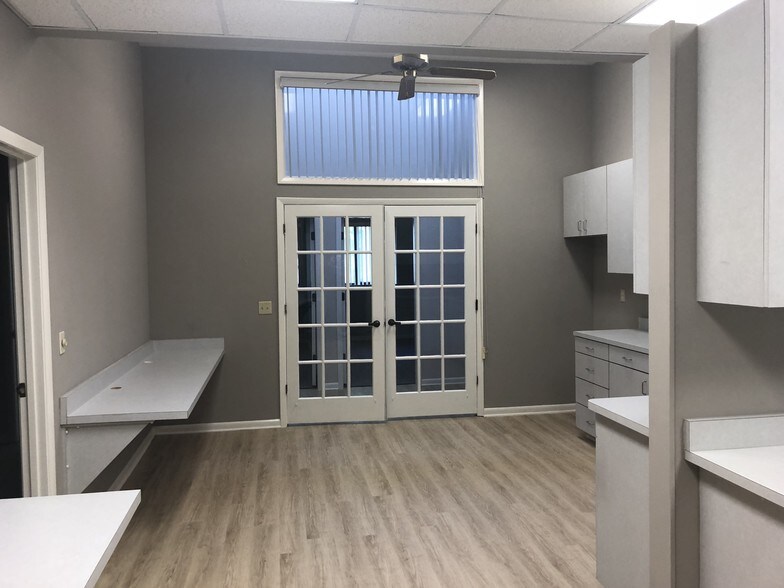 More Photos Of 1034 NW 57th St, Gainesville Medical For Lease