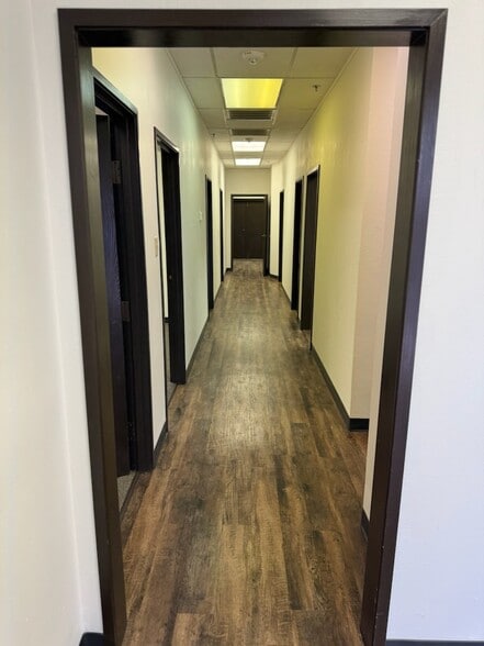 More Photos Of 2400 Lakeview Dr, Amarillo Office For Sale