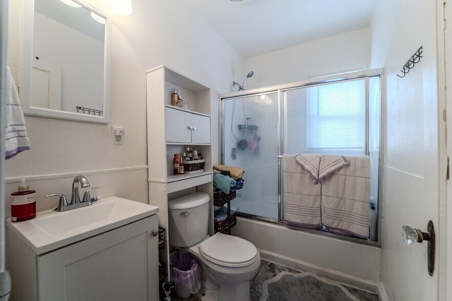 More Photos Of , Marysville Multifamily For Sale