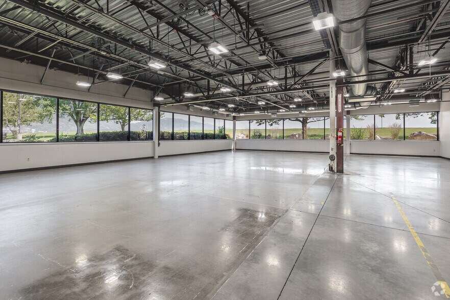 More Photos Of 3250 Pennsylvania Ave, Ogden Research And Development For Sale