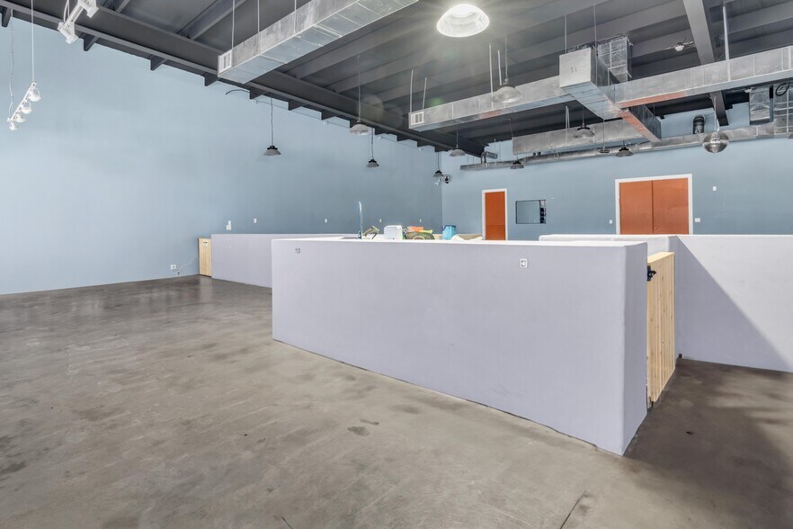 More Photos Of 26131 Kuykendahl Rd, Tomball Storefront For Lease