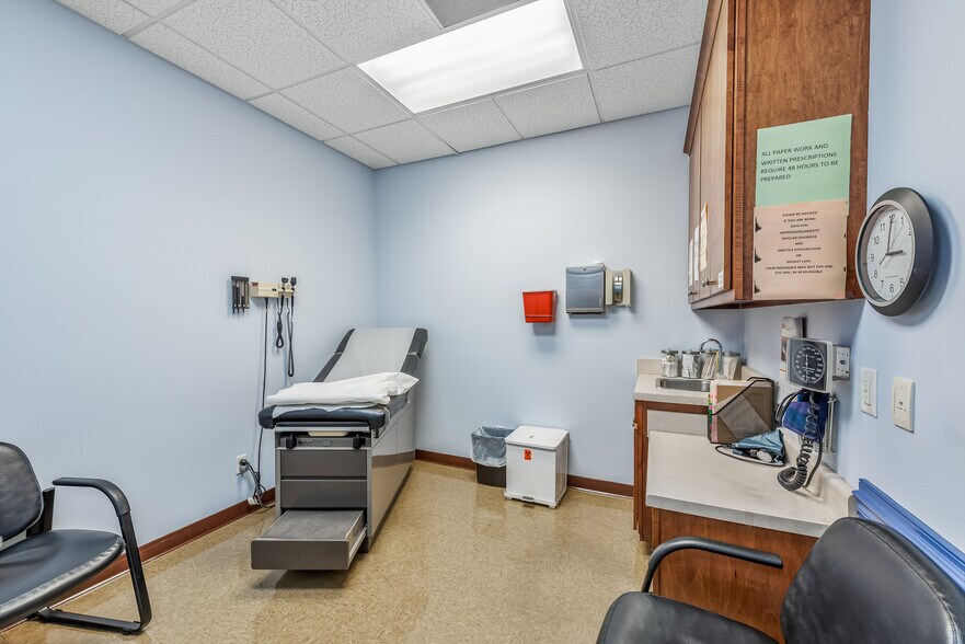 More Photos Of 2202 Jordan Rd SW, Fort Payne Medical For Sale