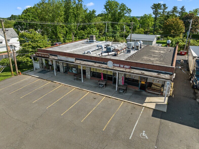 More Photos Of 513-519 Germantown Pike, Lafayette Hill Storefront For Sale