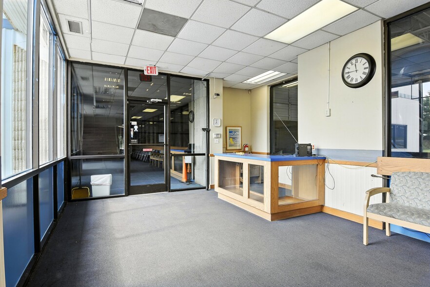 More Photos Of 2931 N Center St, Hickory Carwash For Sale