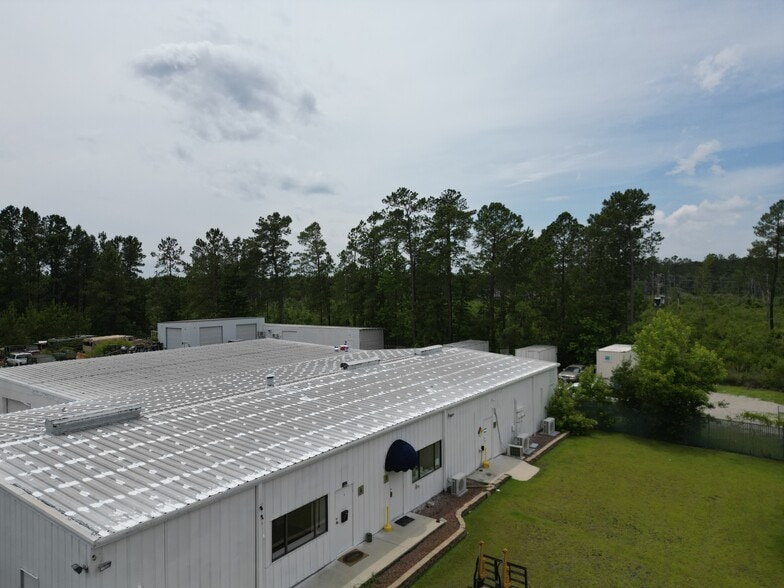 More Photos Of 9049 Industrial Blvd NE, Leland Warehouse For Lease