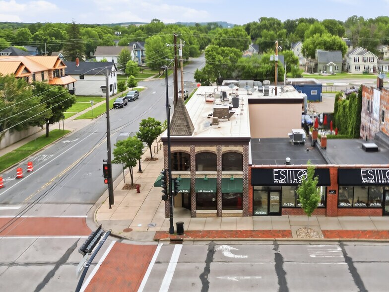 More Photos Of 442 Water St, Eau Claire Bar For Sale