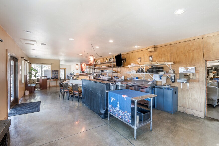 More Photos Of 100 N Pagosa Blvd, Pagosa Springs Freestanding For Sale