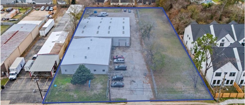 Primary Photo Of 3831 Pinemont Dr, Houston Warehouse For Sale