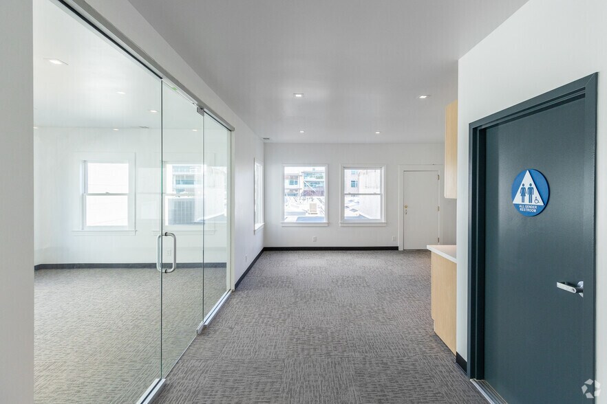 More Photos Of 343-345 Vermont St, San Francisco Light Distribution For Sale