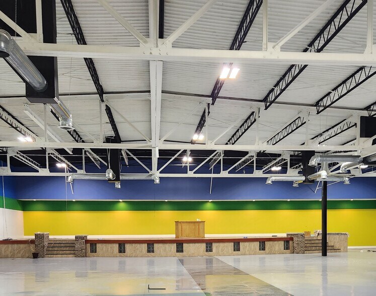 More Photos Of 1709 E 38th St, Indianapolis Lodge Meeting Hall For Sale