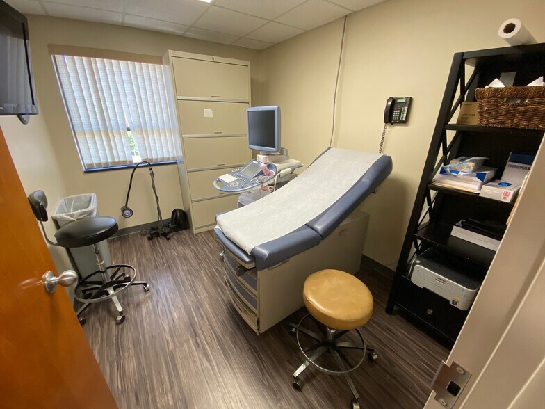 More Photos Of 116 Belmont St, Worcester Office For Sale