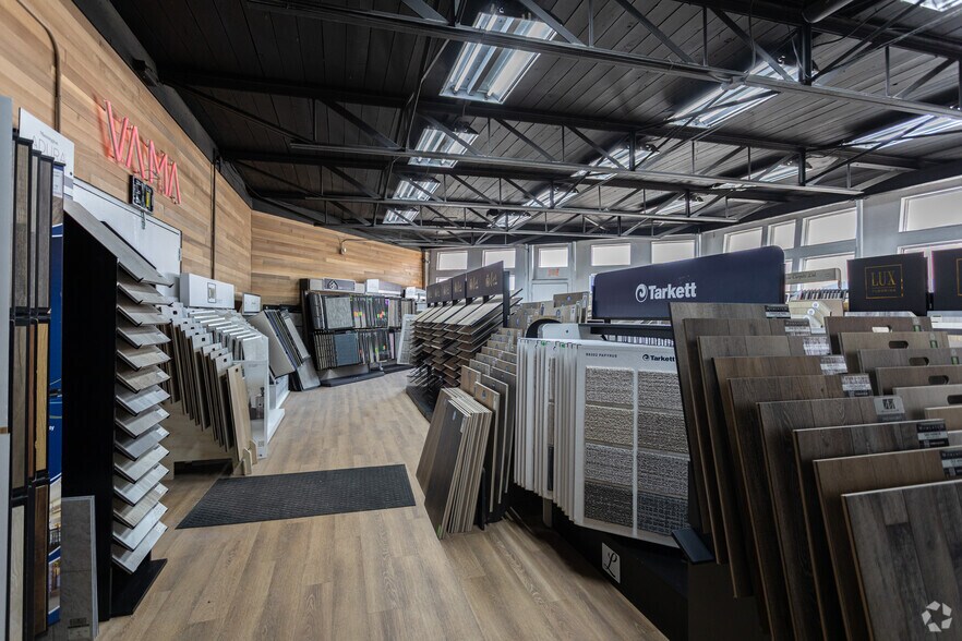 More Photos Of 1621 N Beck St, Salt Lake City Warehouse For Sale