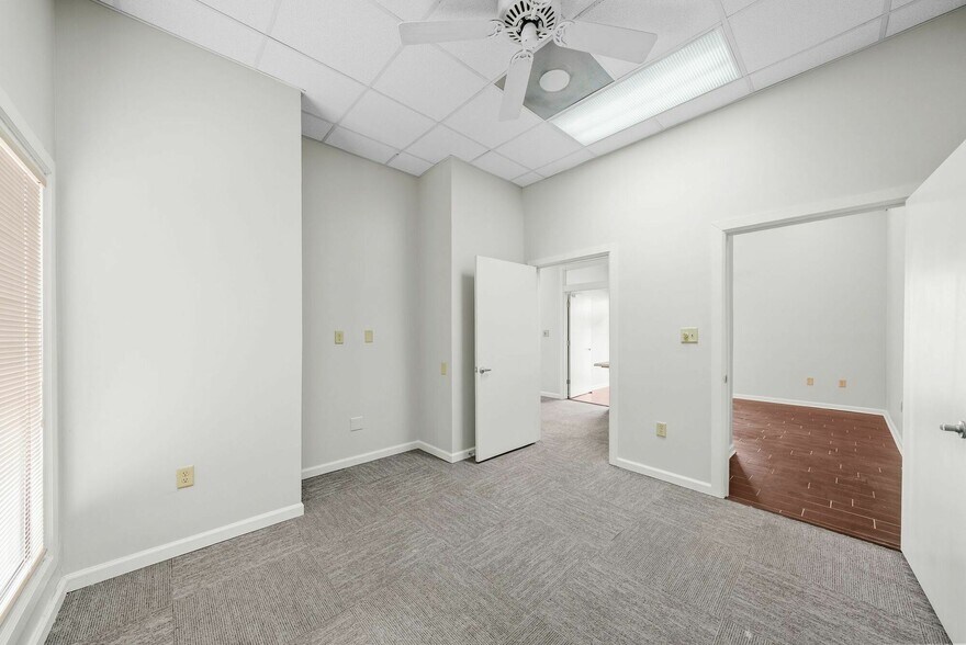 More Photos Of 460 Grace Ave, Panama City Office For Lease
