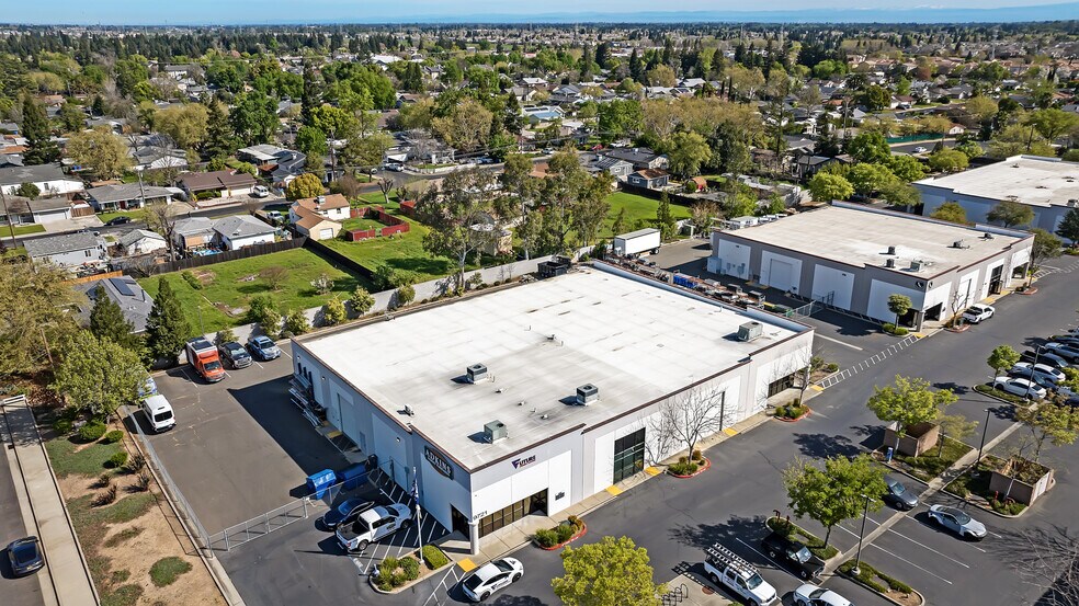 More Photos Of 9721 Kent St, Elk Grove Warehouse For Sale