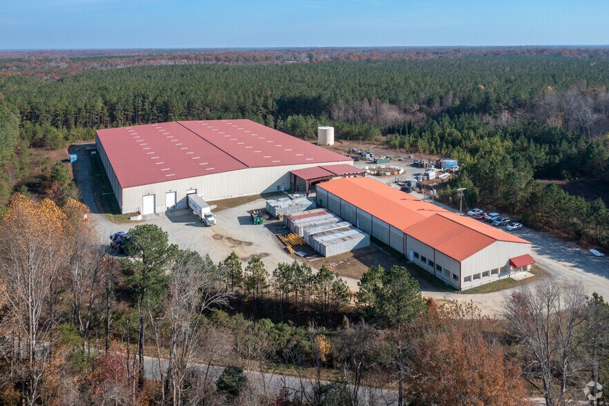 Primary Photo Of 16517 Bull Church Rd, Woodford Warehouse For Sale