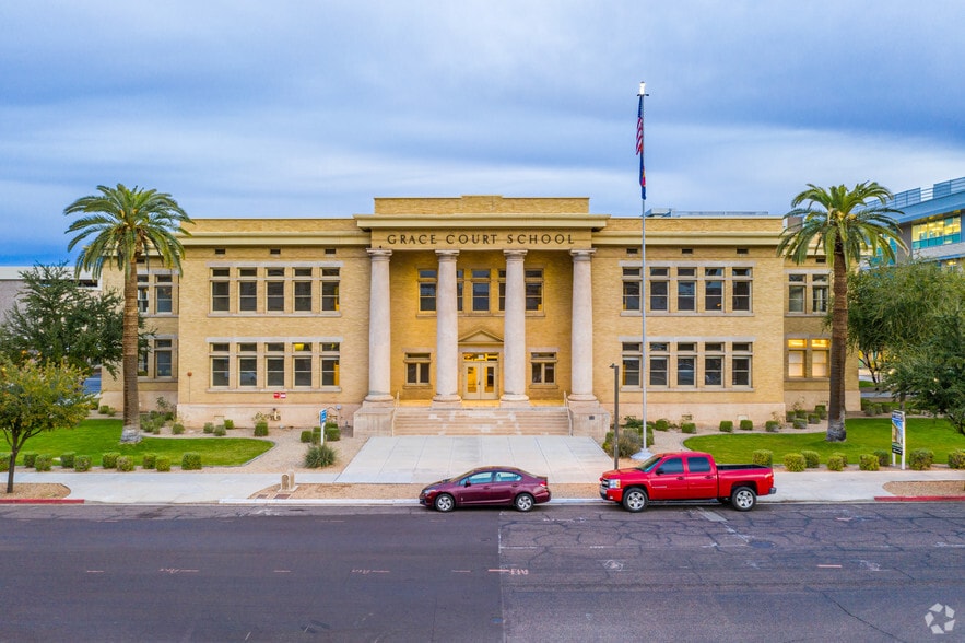 More Photos Of 800 W Adams St, Phoenix Office For Sale