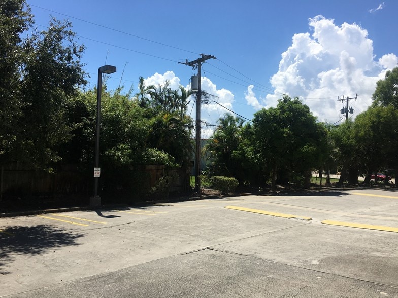 More Photos Of 2404 Seacrest Blvd, Boynton Beach Medical For Lease