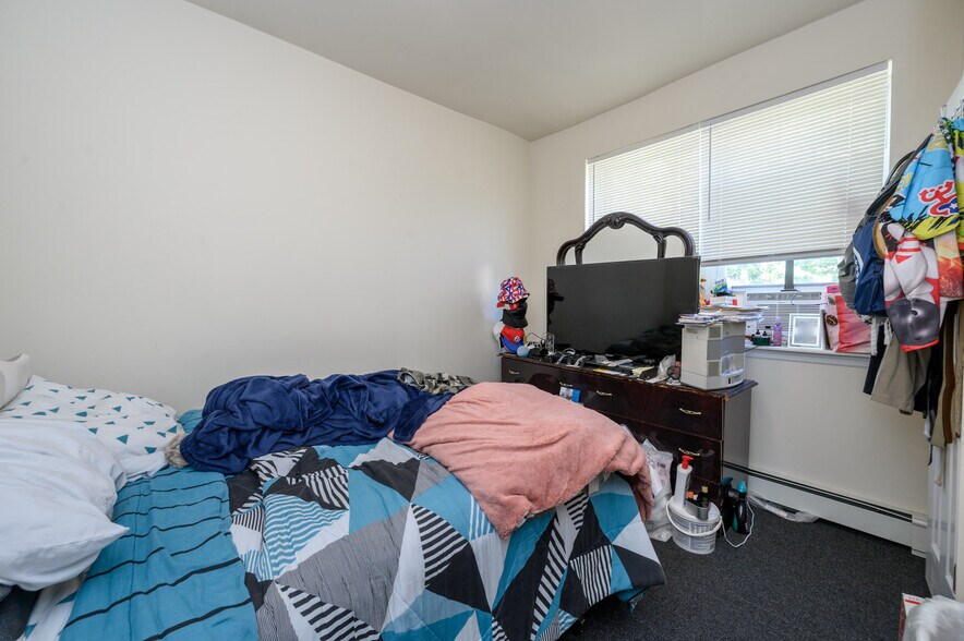 More Photos Of 200 Central Ave, Hackensack Storefront Retail Residential For Sale