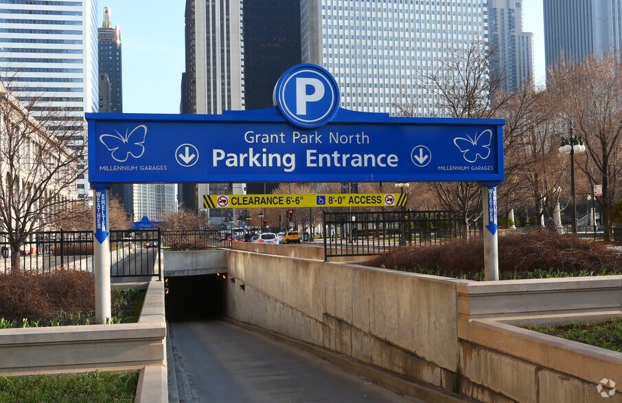 Millennium Garages Grant Park North Garage Chicago Il 60602 Dandk Organizer