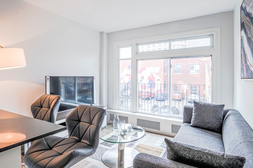 More Photos Of 105 Rue Milton, Montréal Apartments For Sale