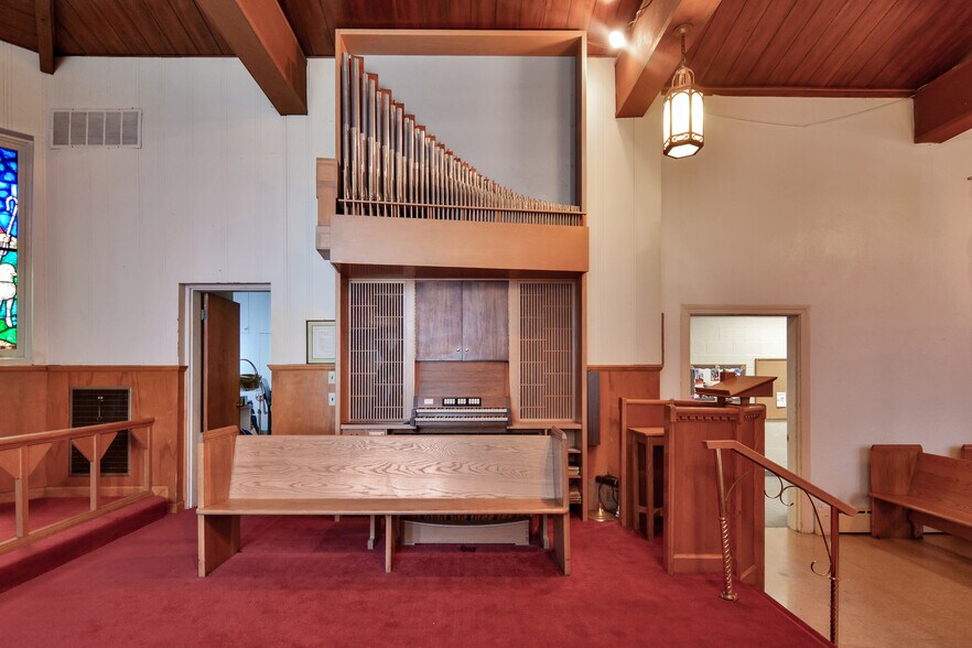 More Photos Of 163 E Haverhill St, Lawrence Religious Facility For Sale