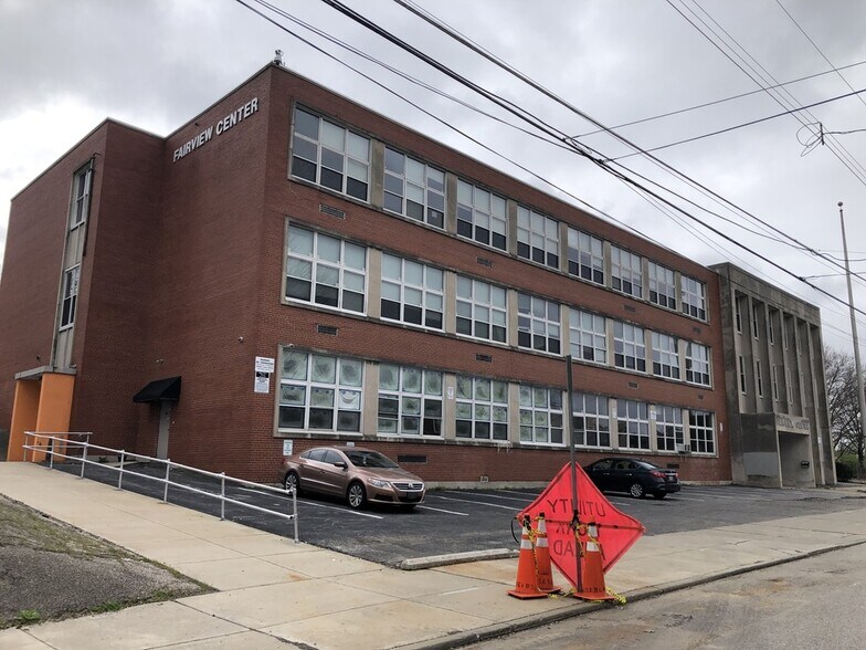 More Photos Of 2232 Stratford Ave, Cincinnati Schools For Sale