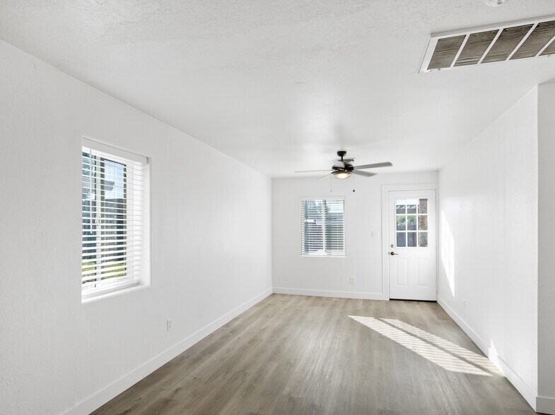 More Photos Of 4309 N 13th Pl, Phoenix Apartments For Sale