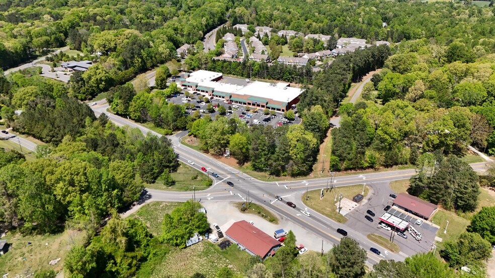 More Photos Of 101-153 N Scotswood Blvd, Hillsborough Unknown For Lease