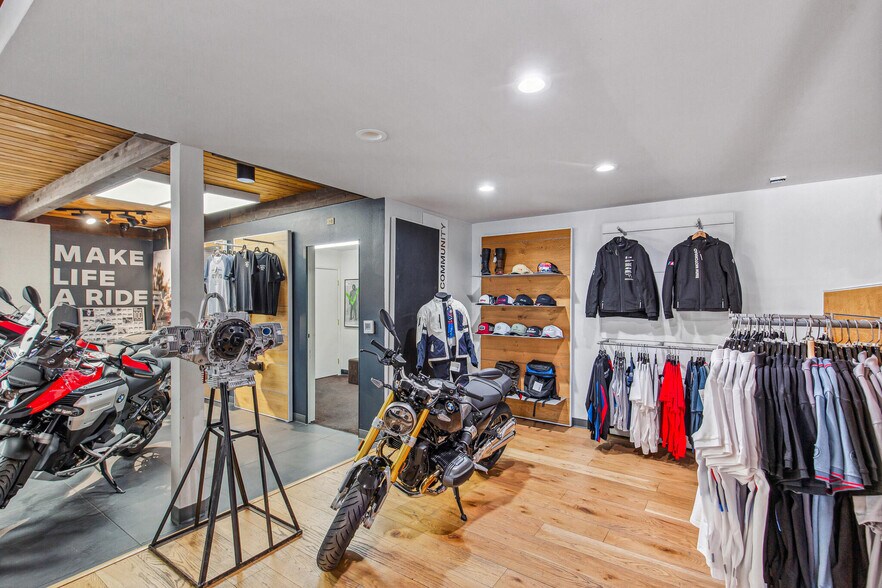 More Photos Of 1435 Wadsworth Blvd, Lakewood Storefront For Sale