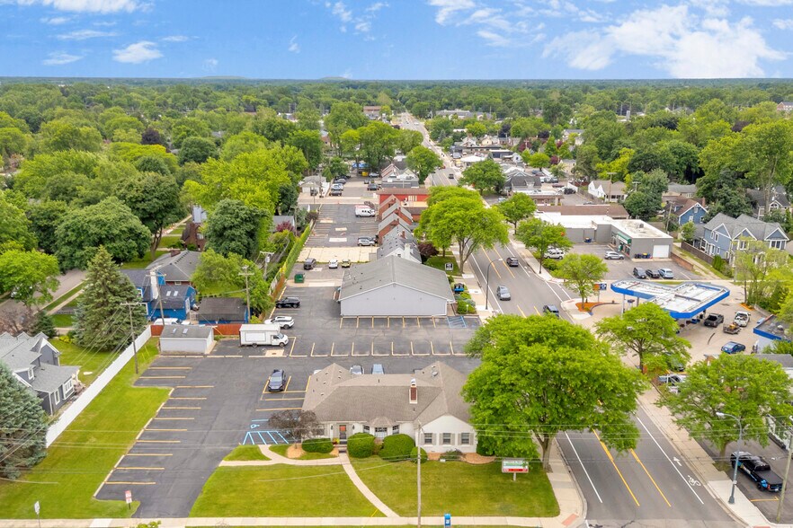 More Photos Of 915-919 S Main St, Plymouth Office For Sale