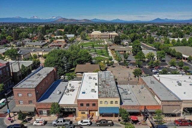 More Photos Of 435 SW 6th St, Redmond Storefront Retail Residential For Sale