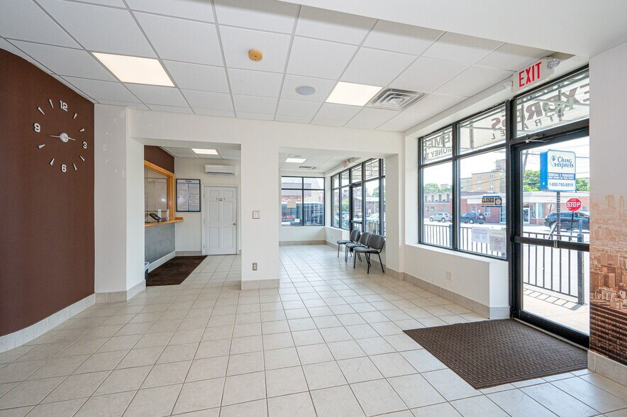 More Photos Of 183 Appleton St, Lowell General Retail For Sale