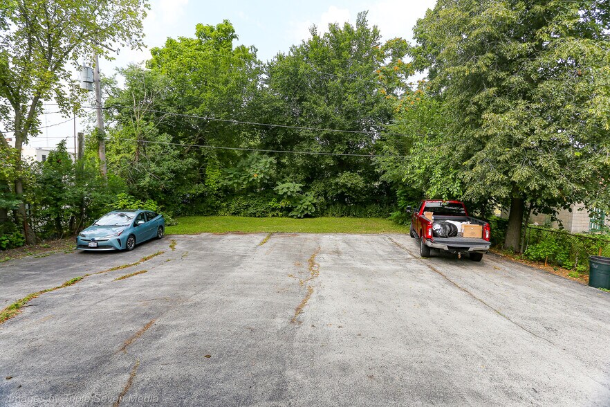 More Photos Of 1328 Main St, Crete Office For Sale