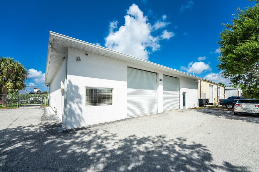 More Photos Of 4159 Electric Way, Port Charlotte Warehouse For Sale