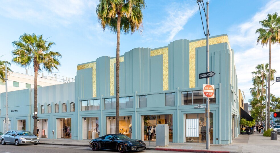 More Photos Of 370 N Beverly Dr, Beverly Hills Storefront For Lease