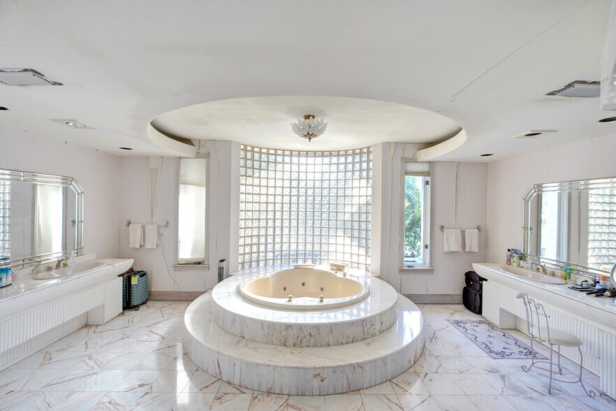 More Photos Of 584 Golden Beach Dr, Golden Beach Apartments For Sale