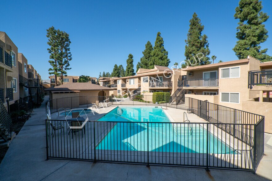 More Photos Of 7720 Crescent Ave, Buena Park Apartments For Sale