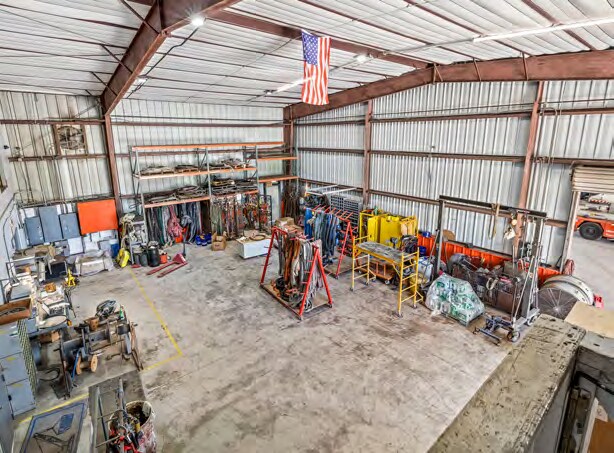 More Photos Of 936 Old Dixie Hwy, Vero Beach Warehouse For Lease