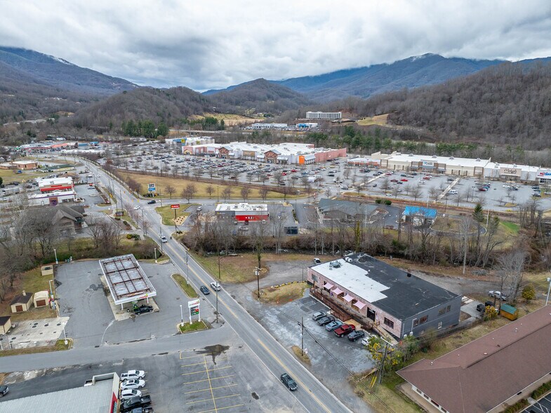 More Photos Of 1940 S Main St, Waynesville Industrial For Sale