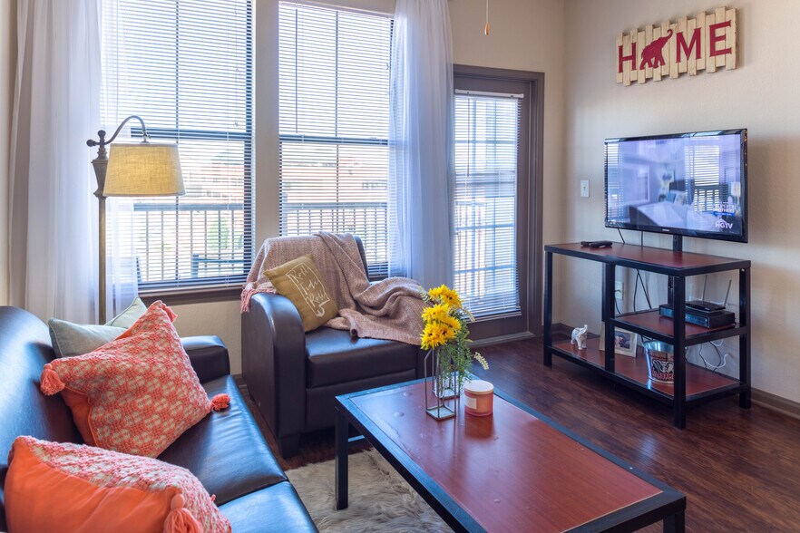 More Photos Of 919 Greensboro Ave, Tuscaloosa Apartments For Lease