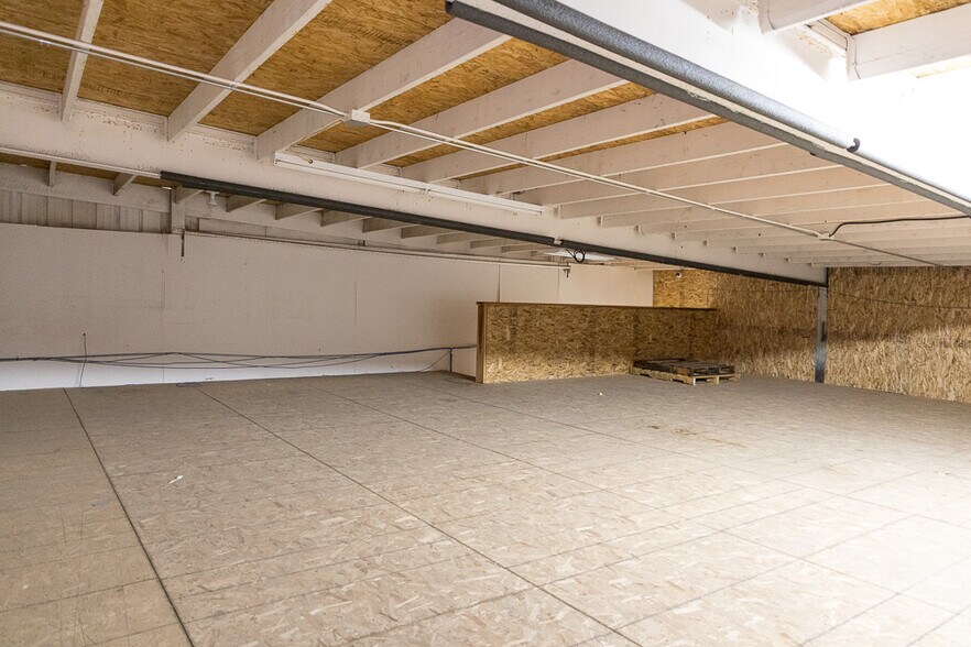 More Photos Of , Ontario Unknown For Sale