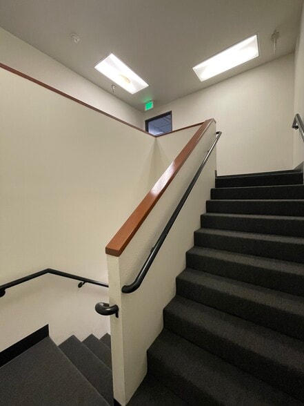 More Photos Of 6925 Atlantic Ave, Long Beach Warehouse For Lease