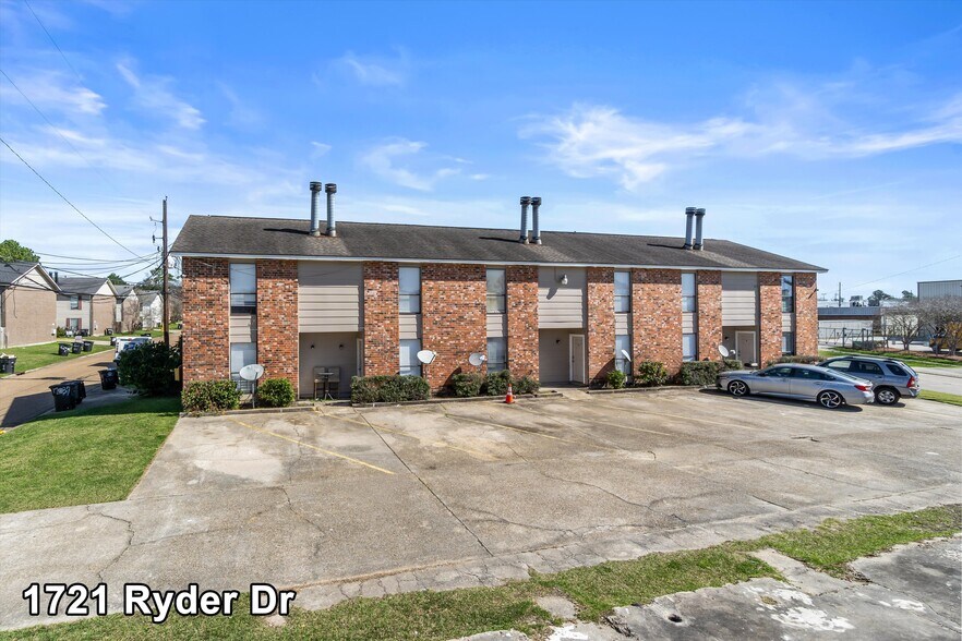 More Photos Of , Baton Rouge Multifamily For Sale