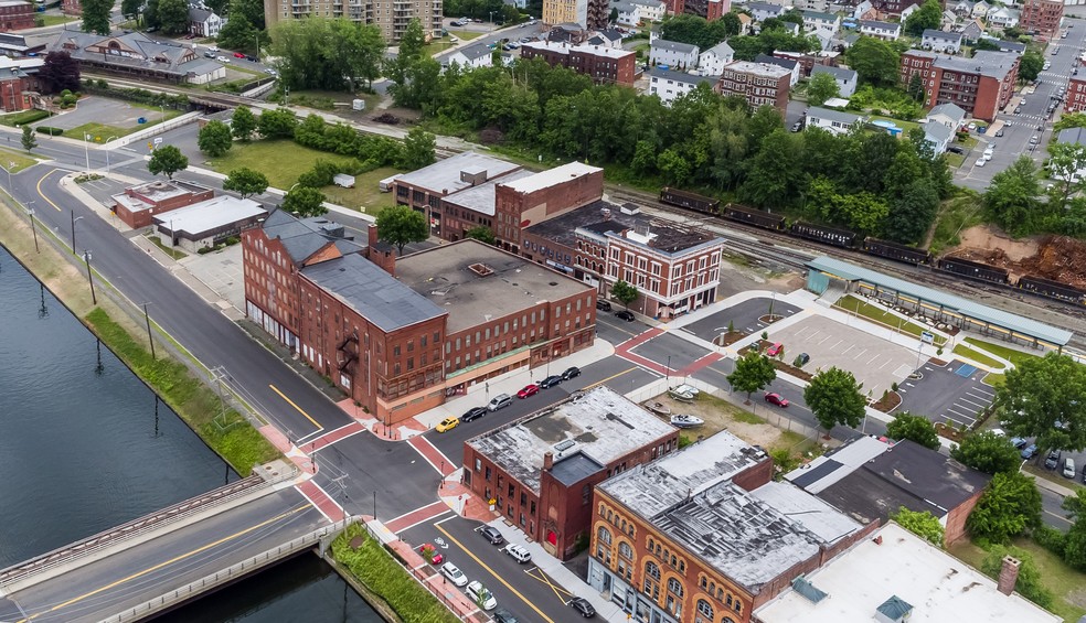 More Photos Of 345-363 Dwight St, Holyoke Manufacturing For Sale