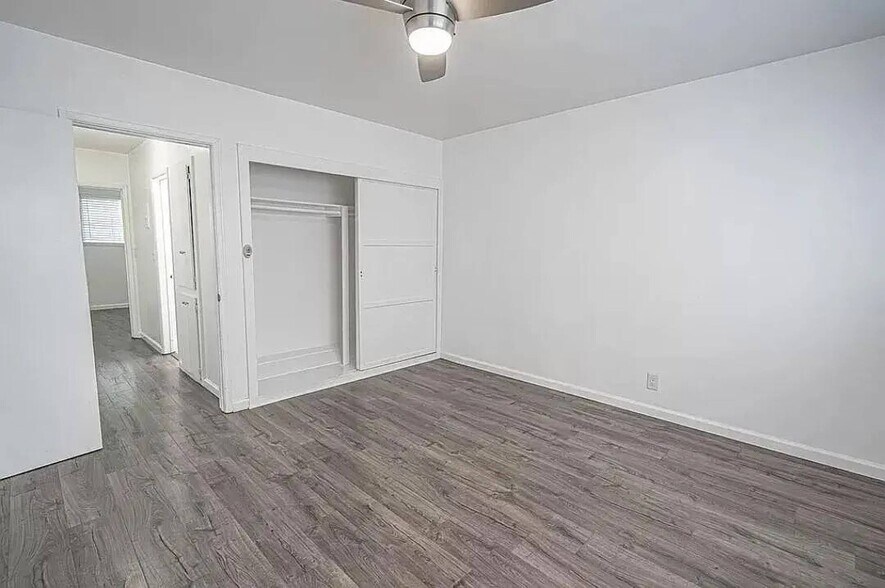 More Photos Of 3213 Bartdon Ave, Inglewood Apartments For Sale