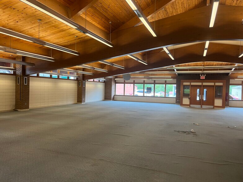 More Photos Of 111 N Main St, Mayville Public Library For Sale