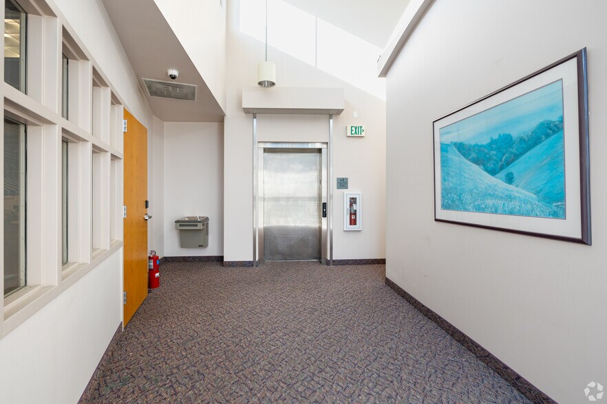 More Photos Of 1041 Acoma St, Denver Office For Sale