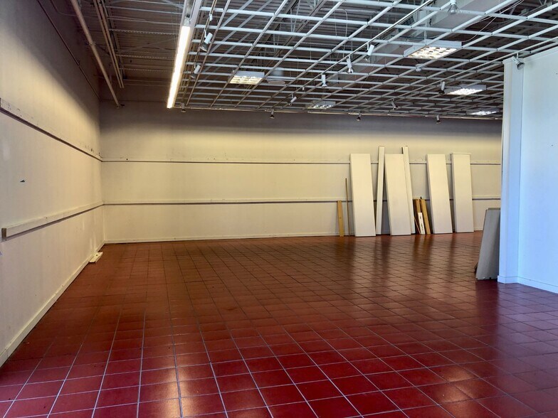 More Photos Of 1255 Route 300, Newburgh Freestanding For Lease